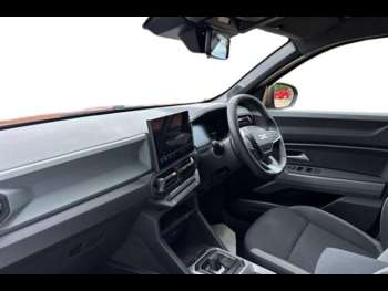 Used Dacia Duster 2024 for sale - 75128917: Photo