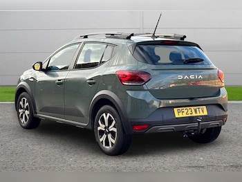 Used Dacia Sandero Stepway 2023 for sale - 76636148: Photo