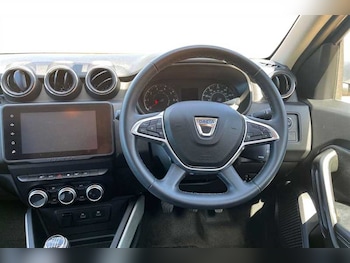 Used Dacia Duster 2022 for sale - 78088903: Photo