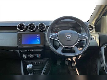 Used Dacia Duster 2022 for sale - 77648383: Photo