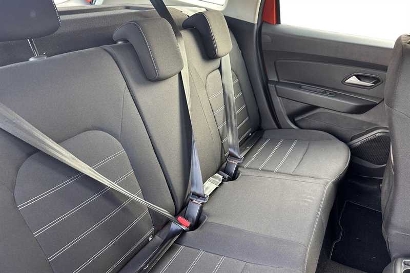 Used Dacia Duster 2023 for sale - 77360720: Photo 8