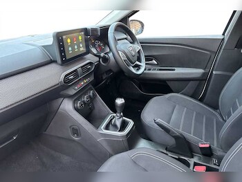 Used Dacia Sandero 2022 for sale - 76937735: Photo