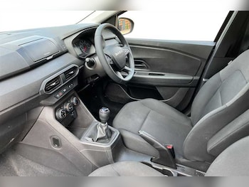 Used Dacia Sandero 2023 for sale - 78518761: Photo