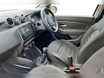 Used Dacia Duster 2024 for sale - 77771352: Photo