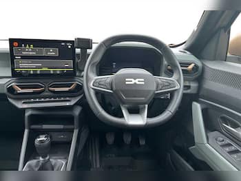 Used Dacia Duster 2024 for sale - 79795948: Photo