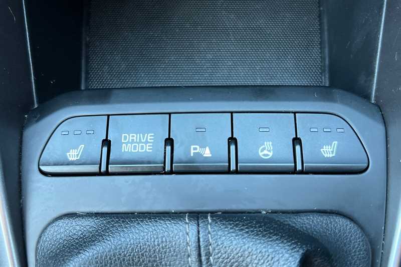 Used Kia Stonic 2022 for sale - 76400901: Photo 17