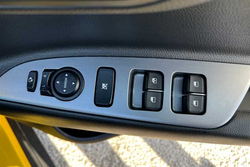 Used Kia Stonic 2022 for sale - 76400901: Photo 18