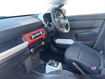 Used Dacia Spring 2025 for sale - 76204160: Photo