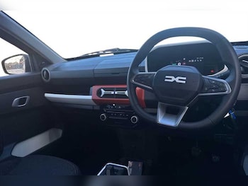 Used Dacia Spring 2025 for sale - 76204160: Photo