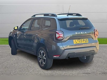 Used Dacia Duster 2023 for sale - 77316176: Photo