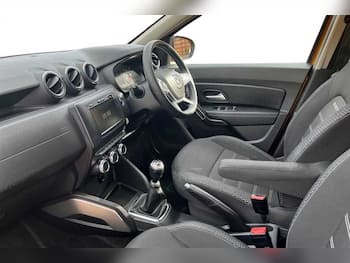 Used Dacia Duster 2020 for sale - 79728930: Photo