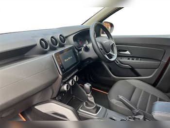 Used Dacia Duster 2023 for sale - 79728931: Photo