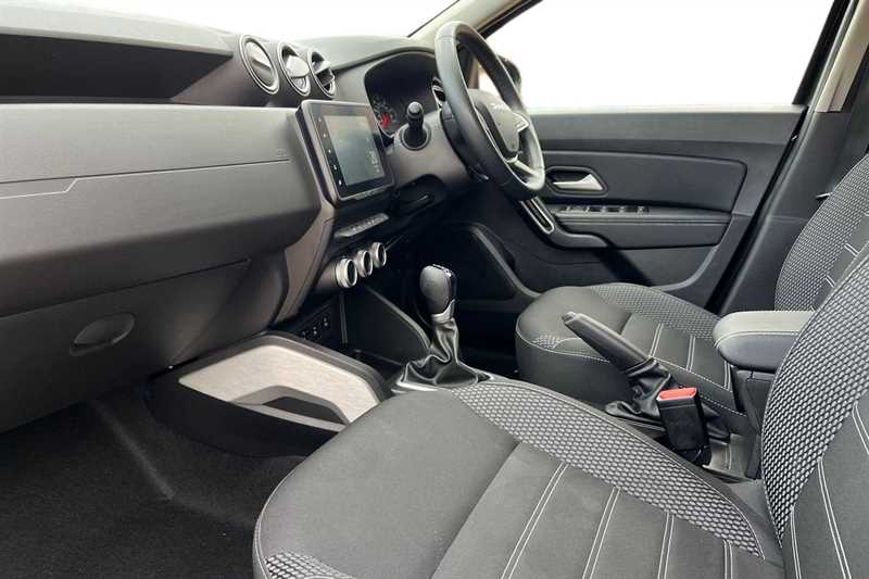 Used Dacia Duster 2023 for sale - 77316143: Photo 2