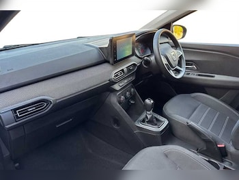 Used Dacia Sandero 2022 for sale - 76034183: Photo