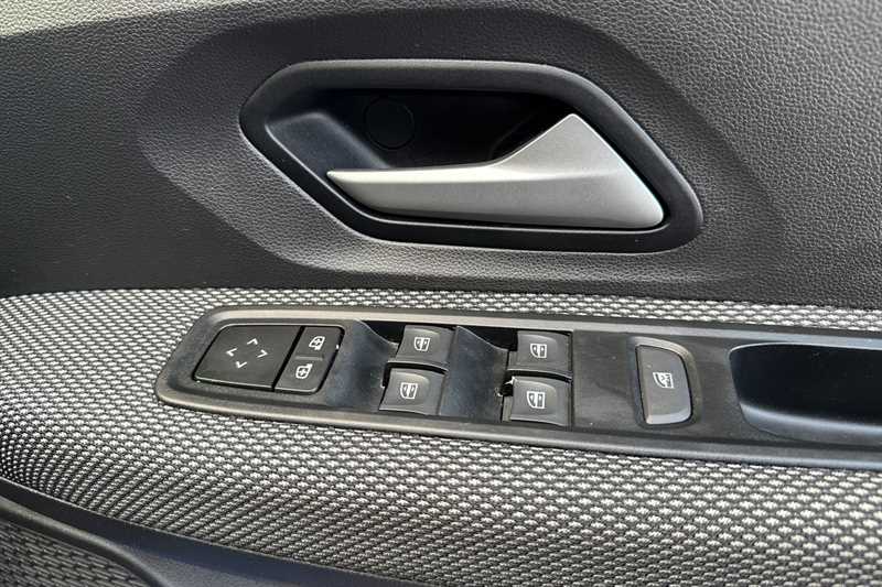 Used Dacia Sandero Stepway 2023 for sale - 76661374: Photo 18