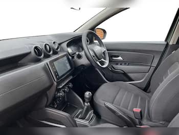 Used Dacia Duster 2023 for sale - 79795951: Photo