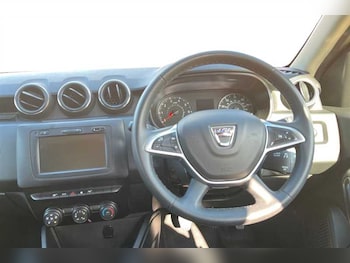 Used Dacia Duster 2021 for sale - 78536721: Photo