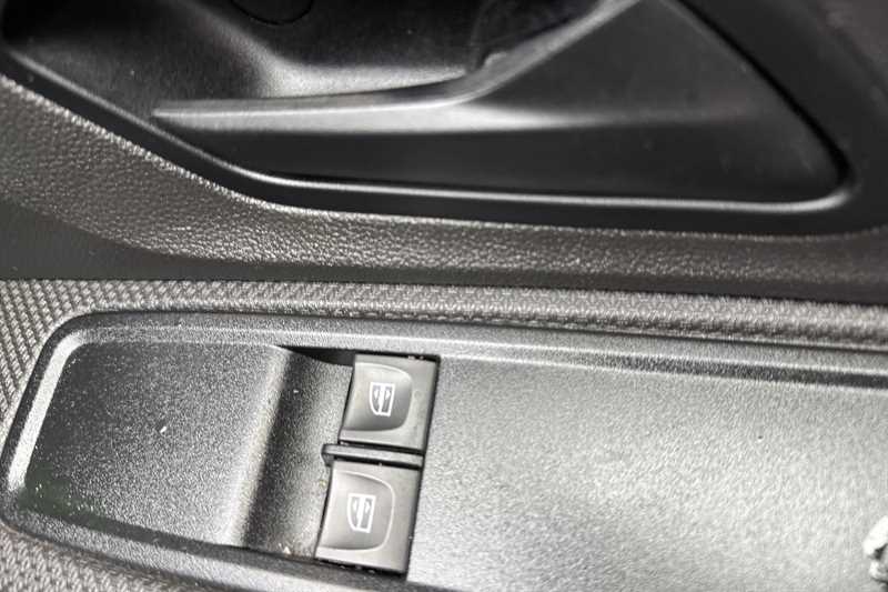 Used Dacia Sandero Stepway 2022 for sale - 77373192: Photo 18