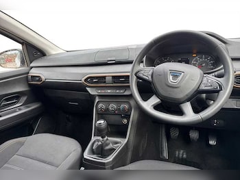 Used Dacia Sandero Stepway 2022 for sale - 77373192: Photo