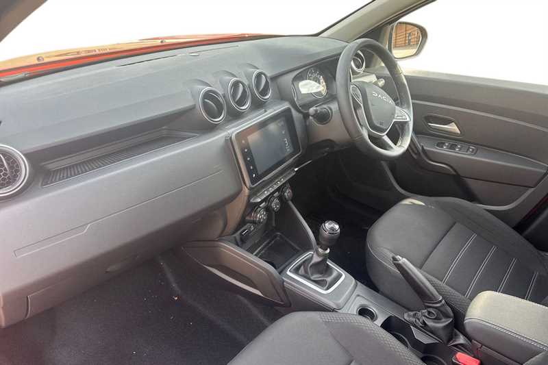 Used Dacia Duster 2023 for sale - 77560806: Photo 2