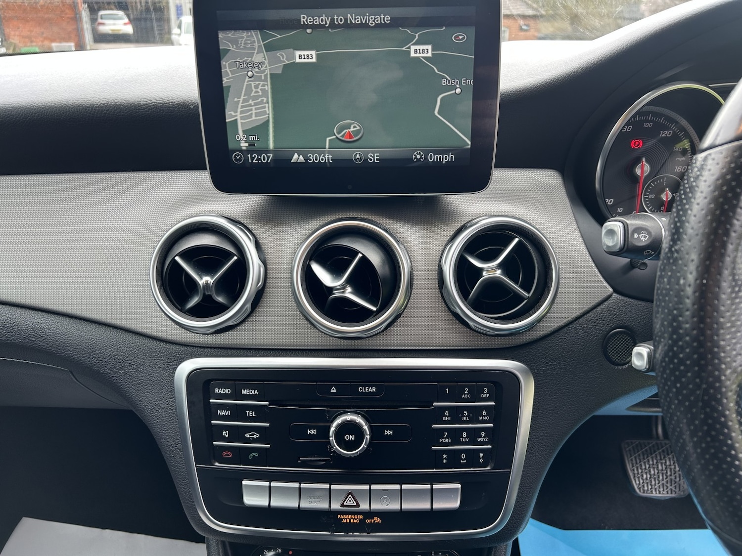 Used Mercedes-Benz GLA 2018 for sale - 77707282: Photo 8