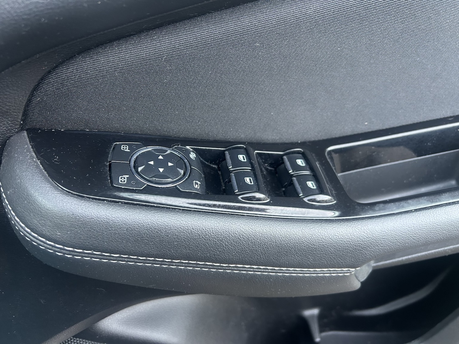 Used Ford S-Max 2016 for sale - 77027952: Photo 17