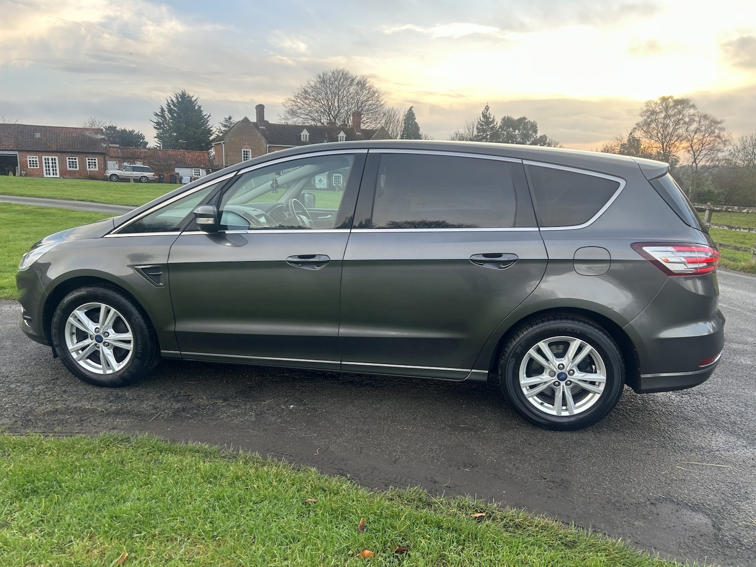 Used Ford S-Max 2016 for sale - 77027952: Photo 27