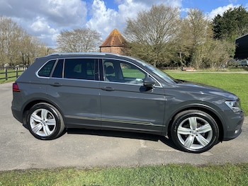 Used Volkswagen Tiguan 2020 for sale - 79029977: Photo