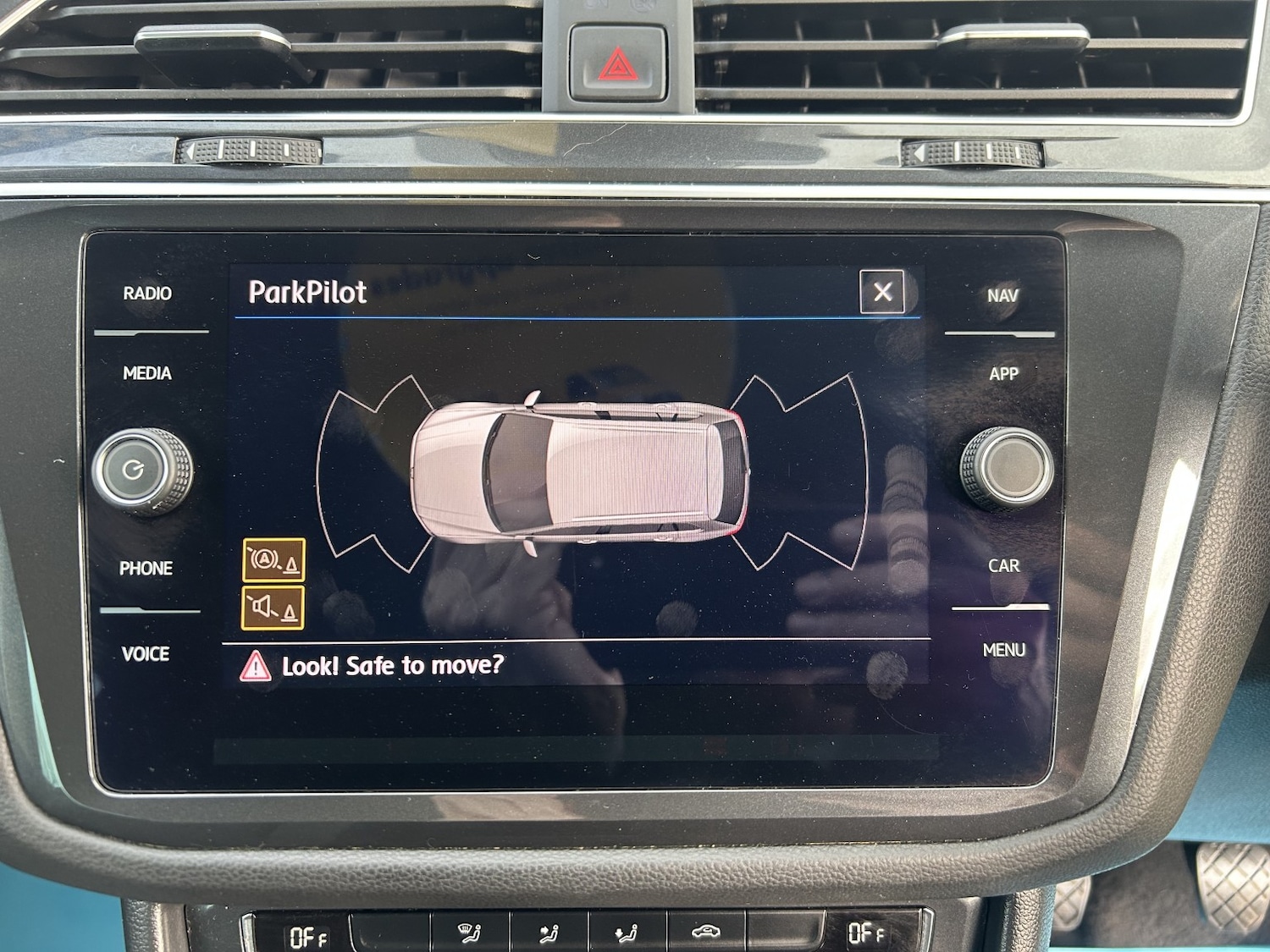 Used Volkswagen Tiguan 2018 for sale - 77973705: Photo 10