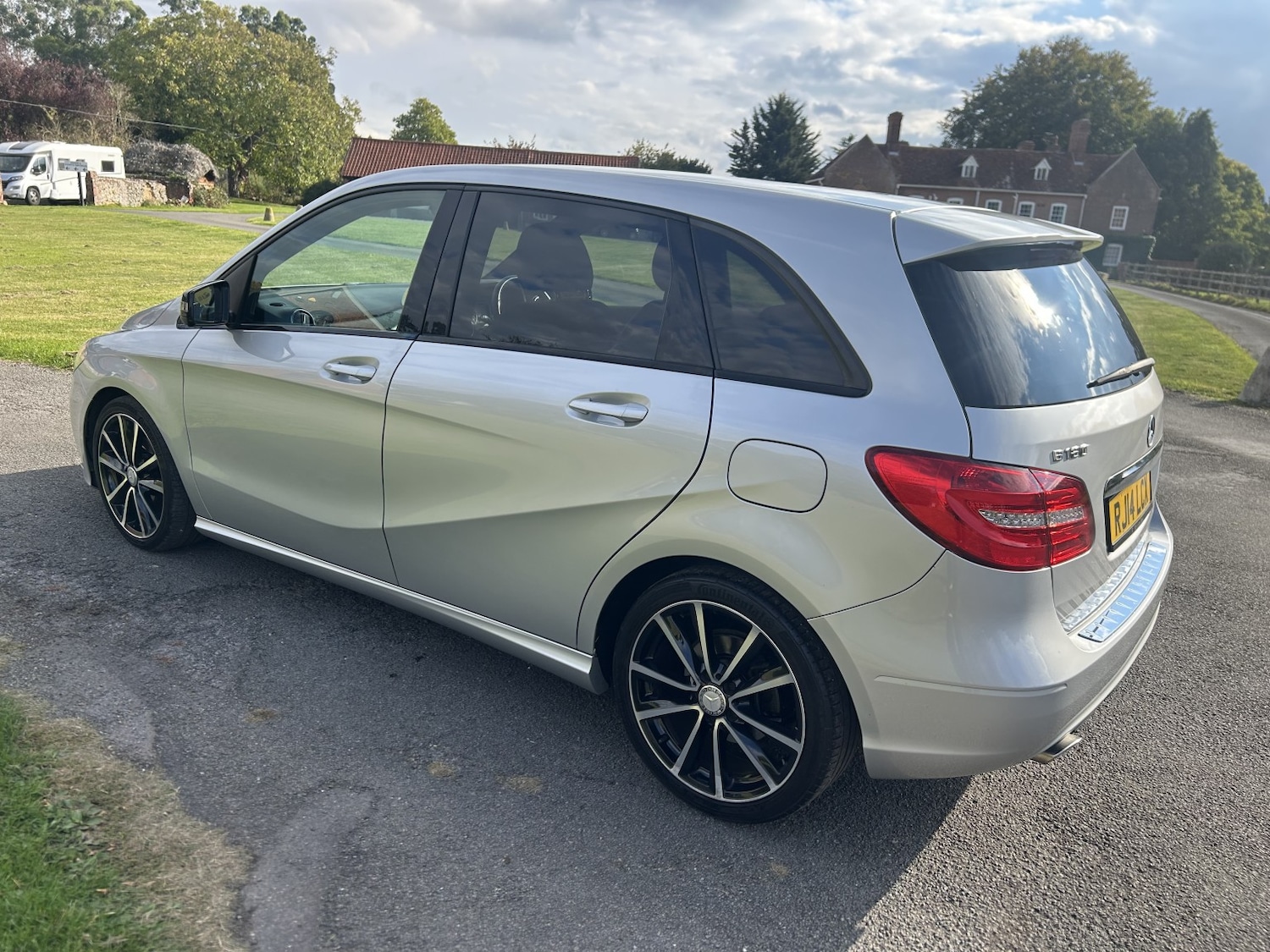 Used Mercedes-Benz B Class 2014 for sale - 77069094: Photo 23