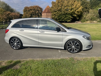 Used Mercedes-Benz B Class 2014 for sale - 77069094: Photo