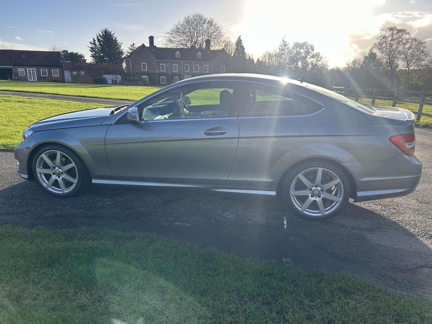 Used Mercedes-Benz C Class 2015 for sale - 77069100: Photo 24