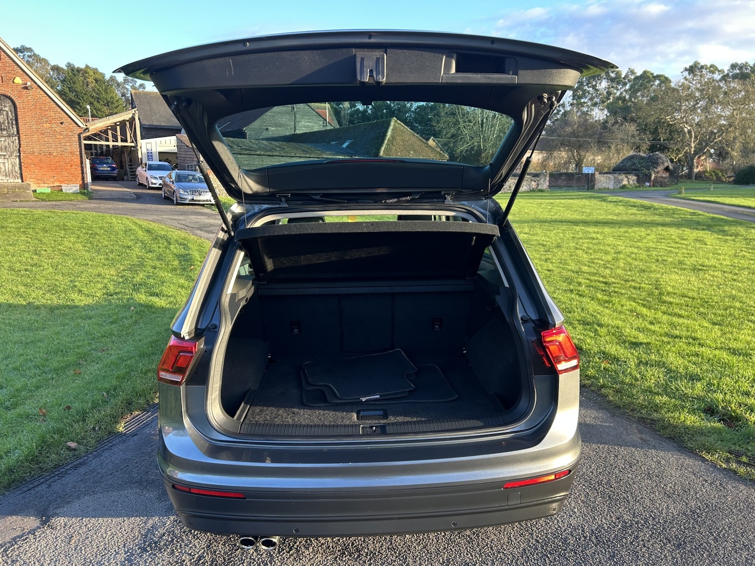 Used Volkswagen Tiguan 2018 for sale - 77014802: Photo 22