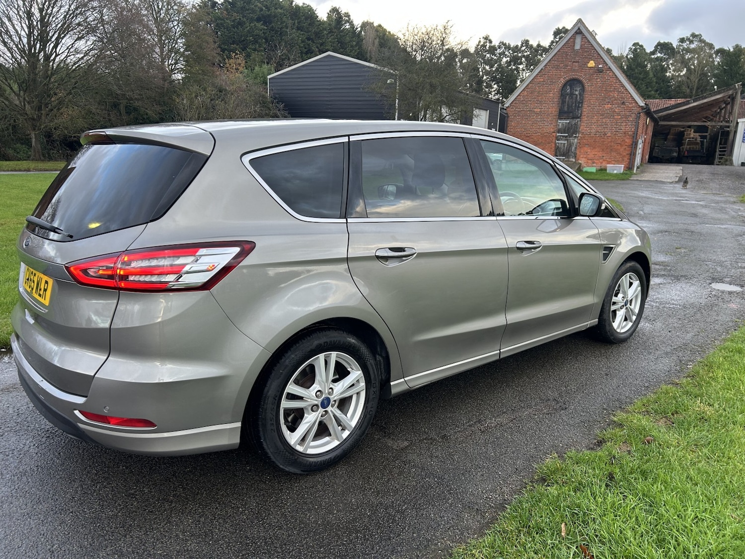 Used Ford S-Max 2015 for sale - 76741371: Photo 19