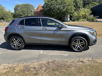 Used Mercedes-Benz GLA 2019 for sale - 79326642: Photo