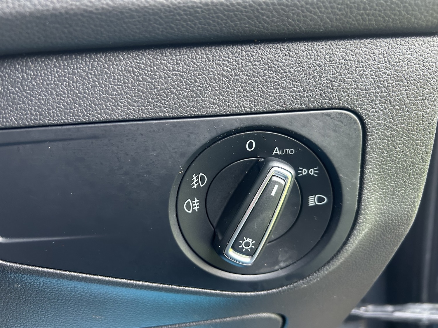 Used Volkswagen Tiguan 2019 for sale - 77548361: Photo 16