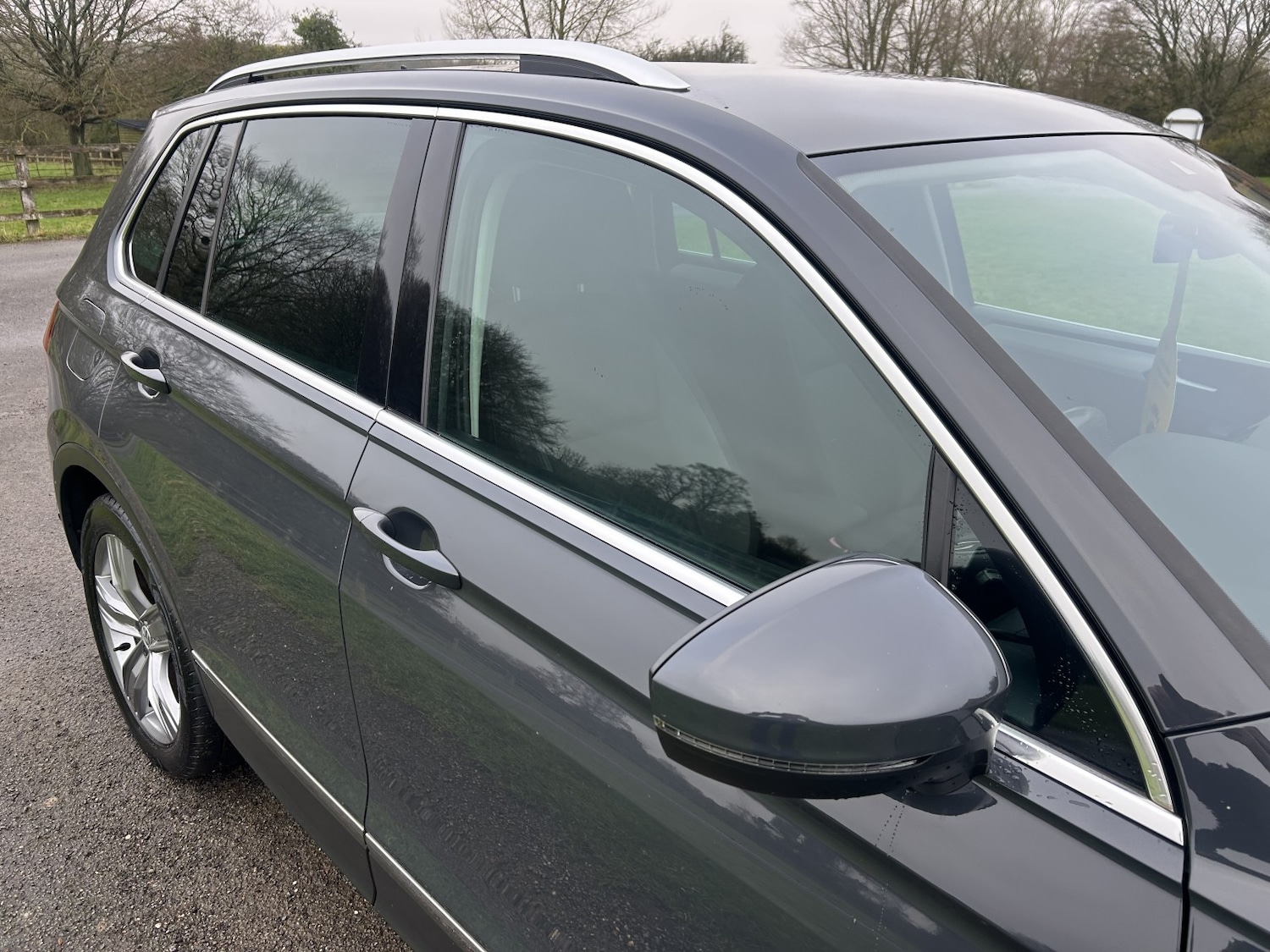 Used Volkswagen Tiguan 2019 for sale - 77548361: Photo 2