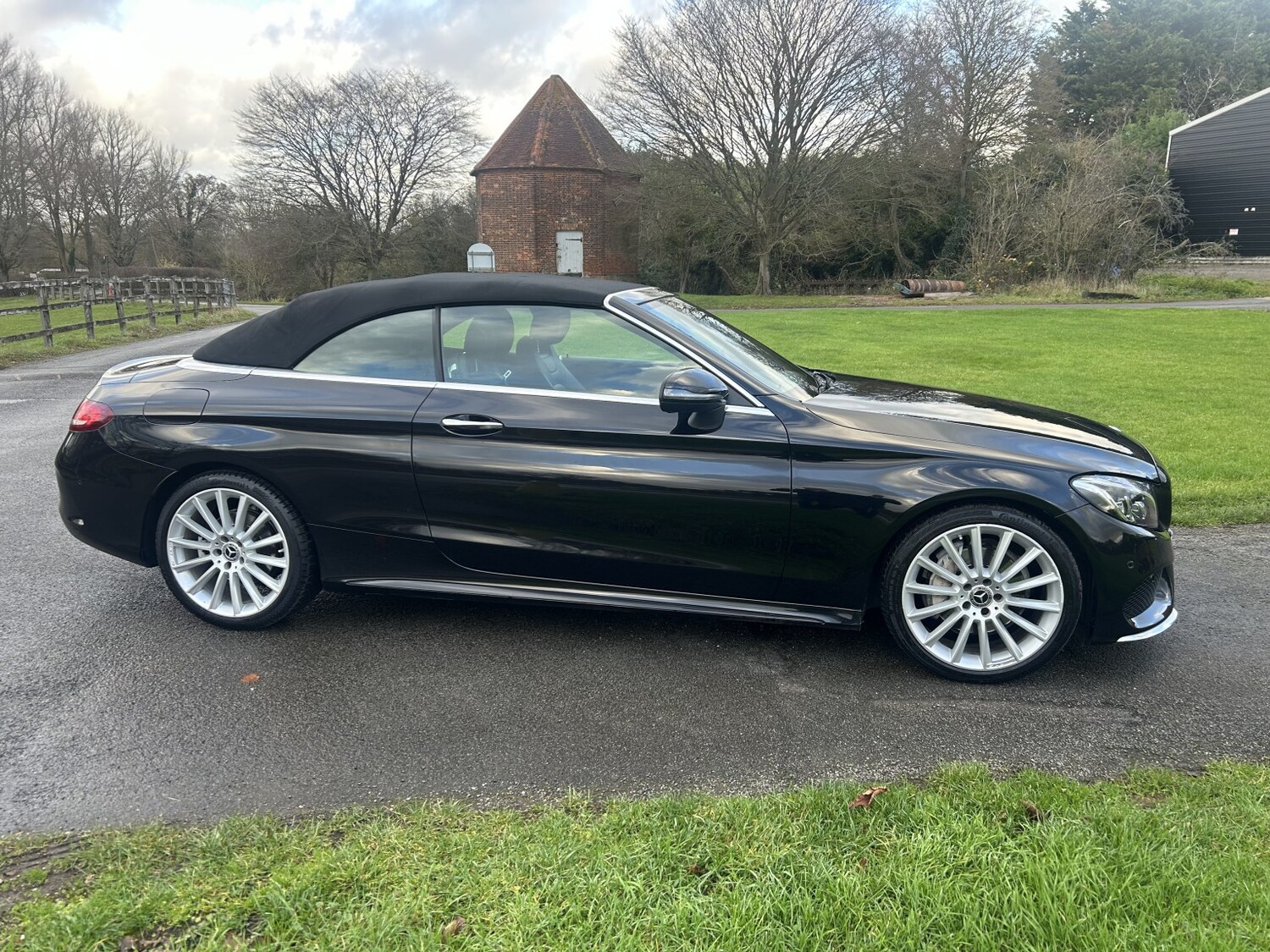 Used Mercedes-Benz C Class 2017 for sale - 76877568: Photo 7