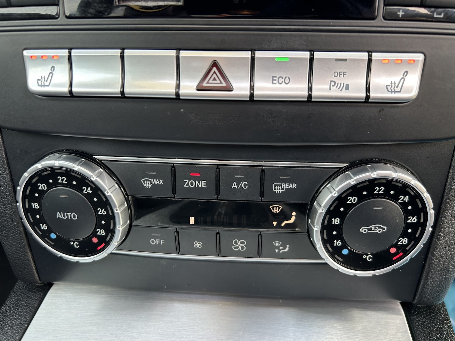 Used Mercedes-Benz C Class 2015 for sale - 76662683: Photo 17