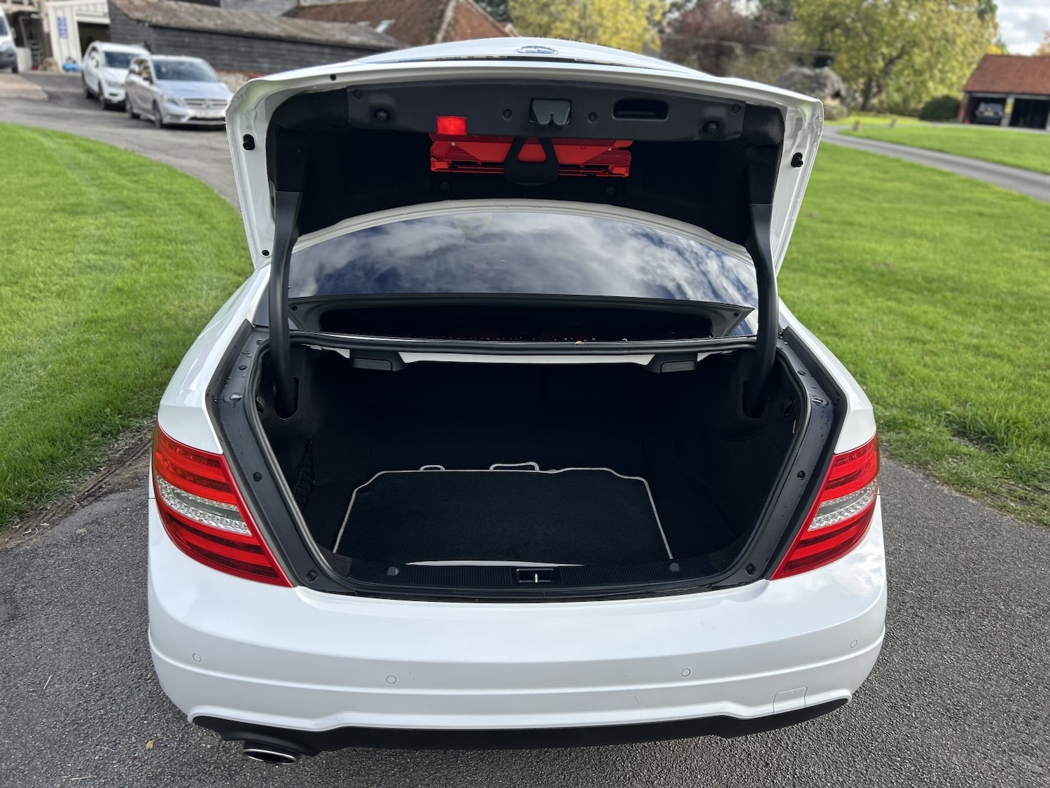 Used Mercedes-Benz C Class 2015 for sale - 76662683: Photo 26