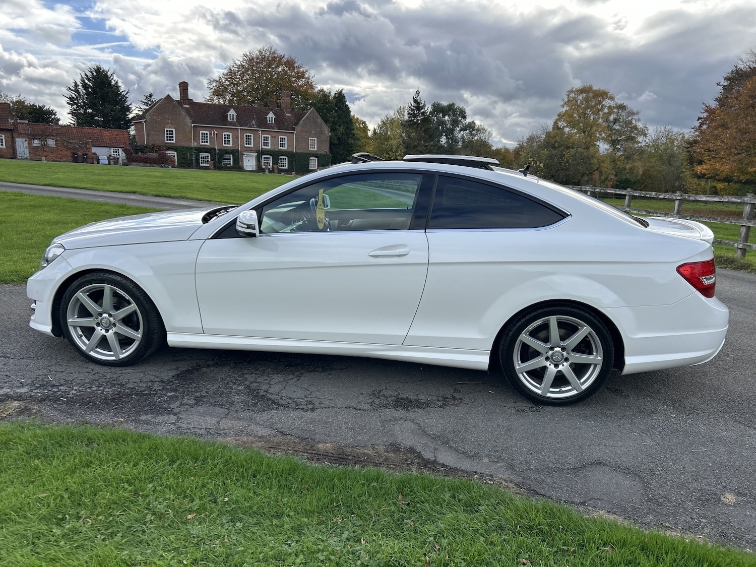 Used Mercedes-Benz C Class 2015 for sale - 76662683: Photo 29