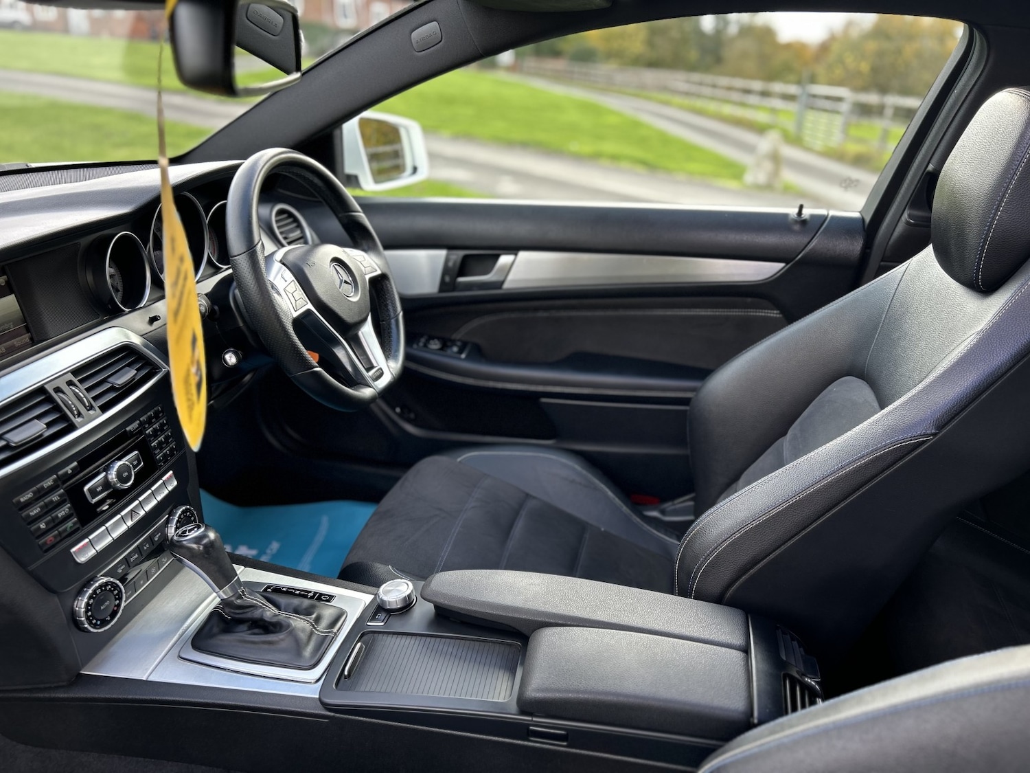 Used Mercedes-Benz C Class 2015 for sale - 76662683: Photo 31