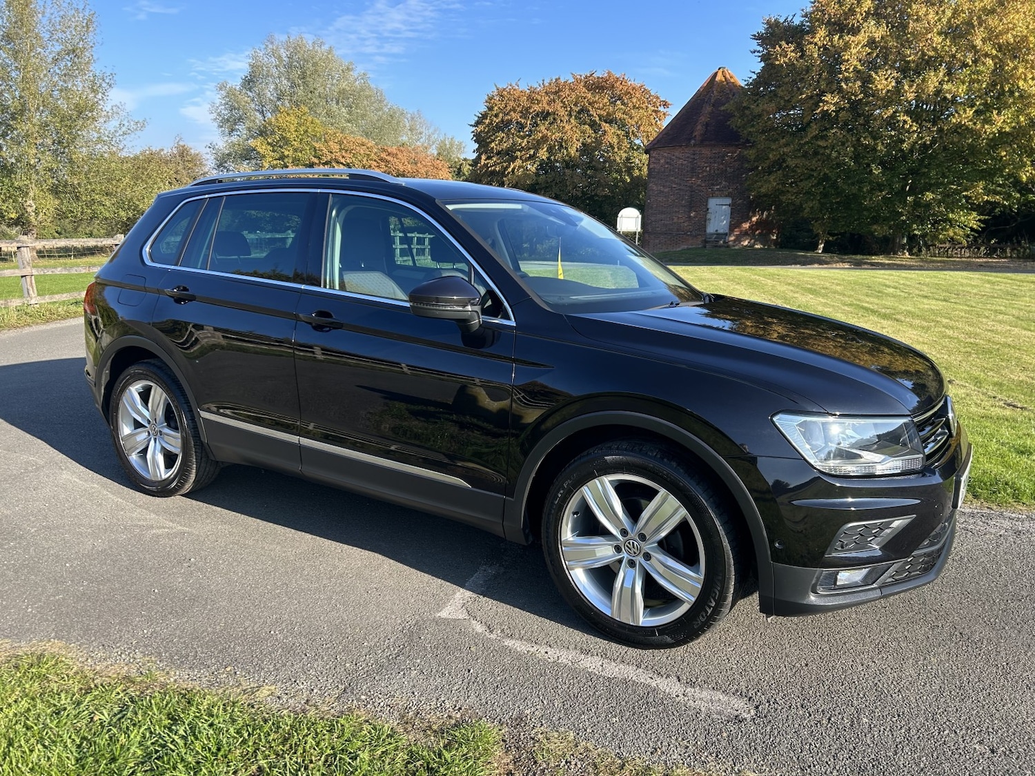 Used Volkswagen Tiguan 2020 for sale - 76662743: Photo 3