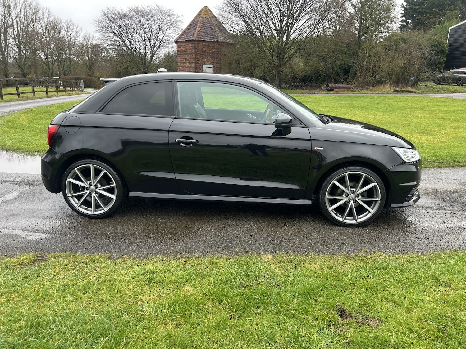 Used Audi A1 2018 for sale - 77282748: Photo 3