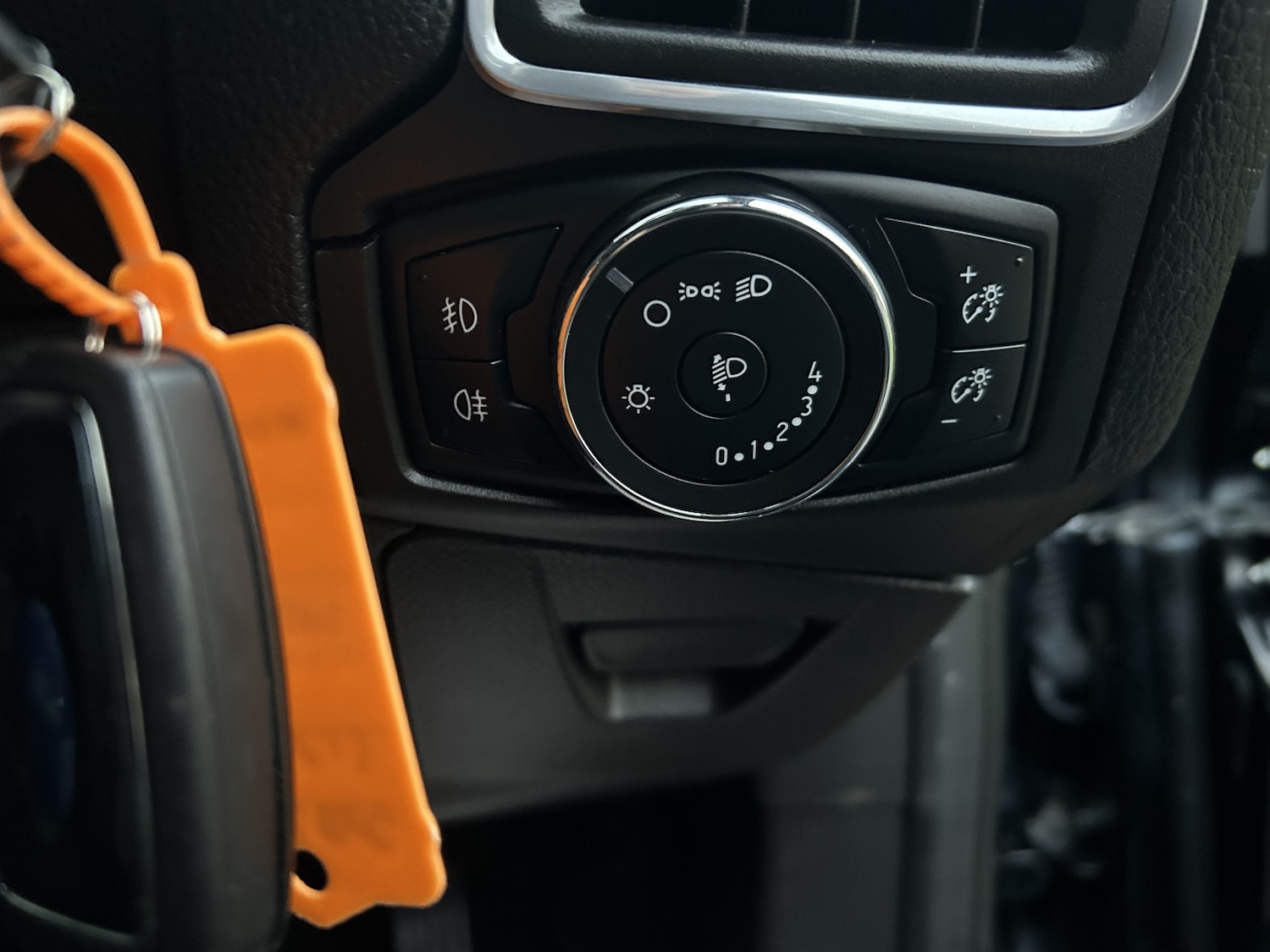 Used Ford Focus 2013 for sale - 77033107: Photo 11