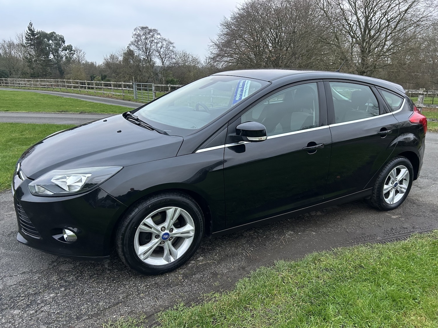 Used Ford Focus 2013 for sale - 77033107: Photo 21