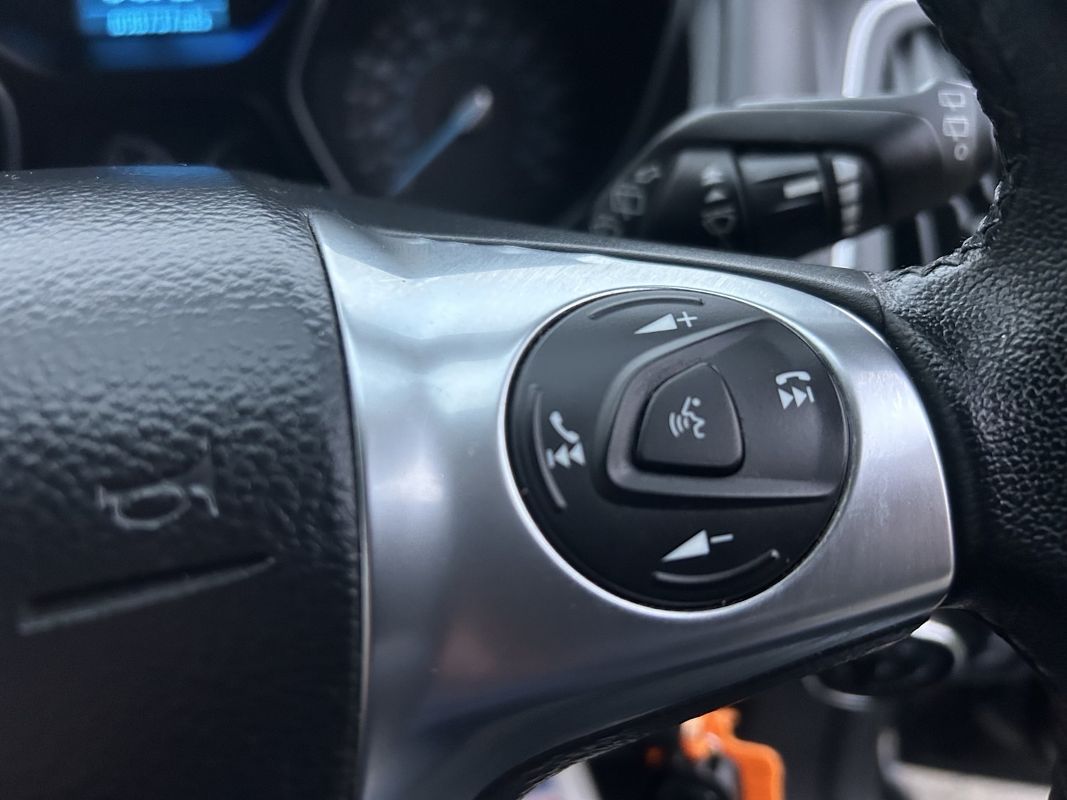 Used Ford Focus 2013 for sale - 77033107: Photo 9