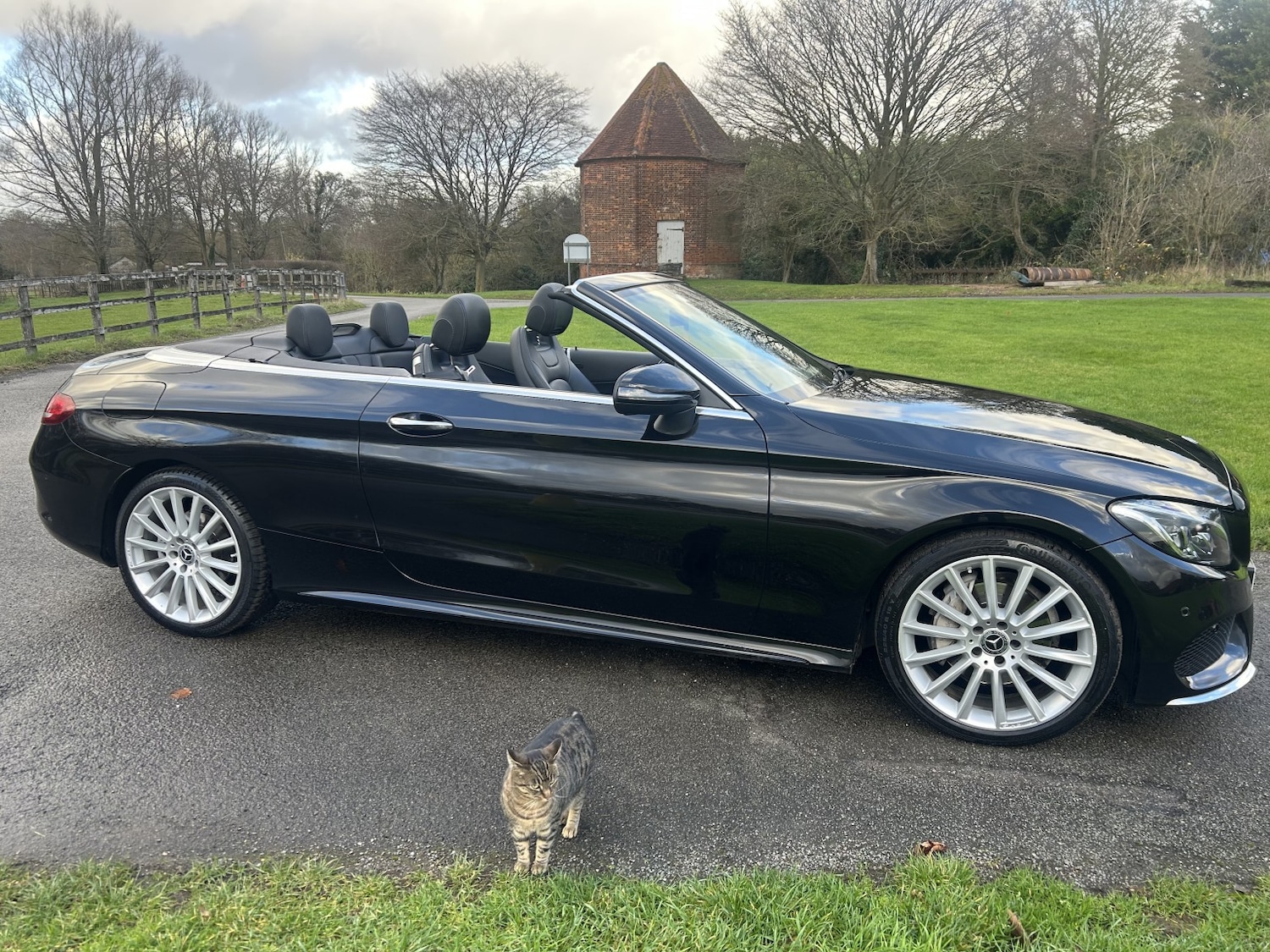 Used Mercedes-Benz C Class 2017 for sale - 77167804: Photo 4