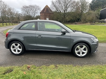 Used Audi A1 2018 for sale - 77303651: Photo
