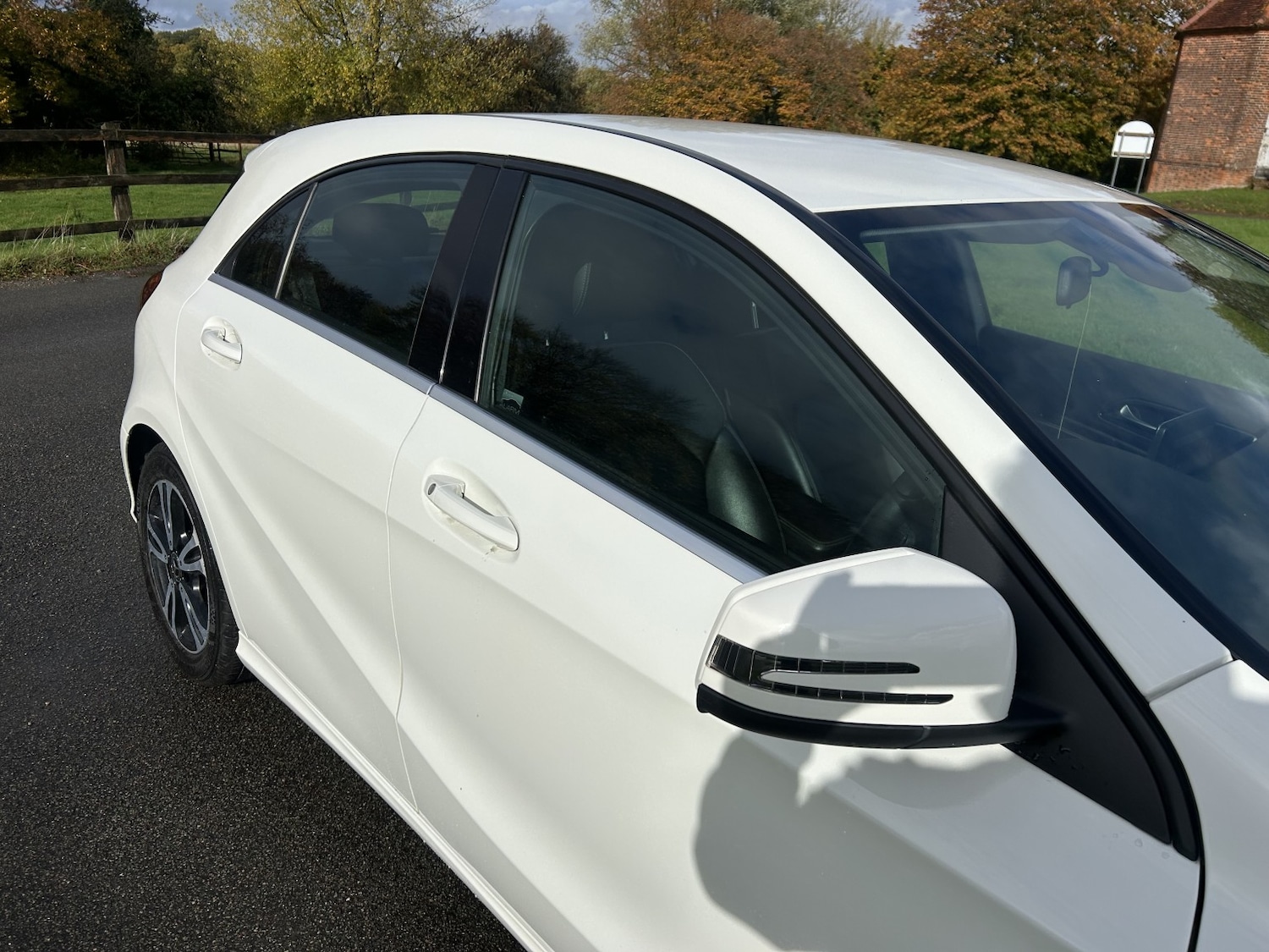 Used Mercedes-Benz A-Class 2017 for sale - 76662752: Photo 2